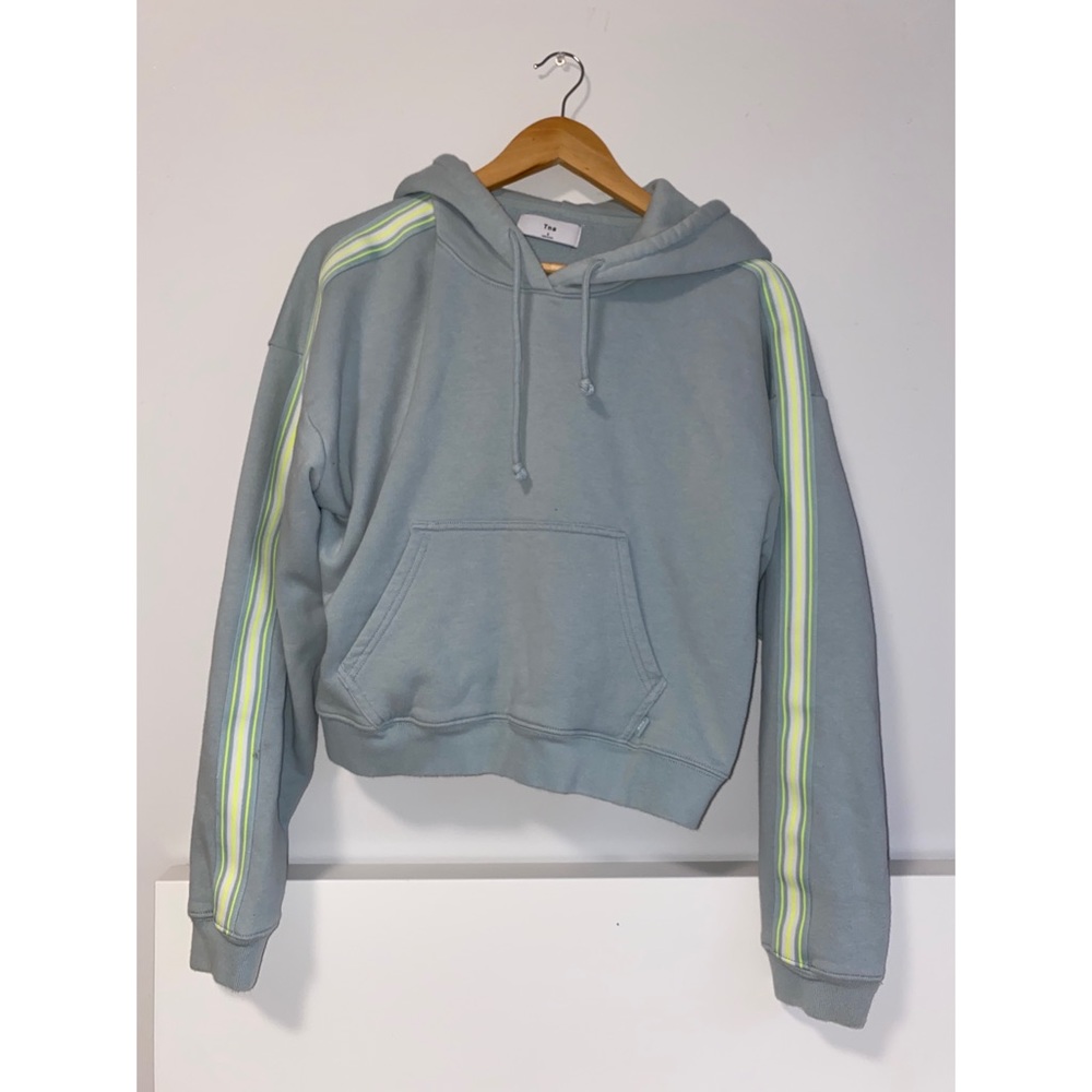 TNA “The Iconic Hoodie”